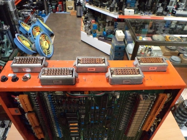 Команден блок за транспалетен манипулатор, град Пловдив | Машини / Съоръжения - снимка 2