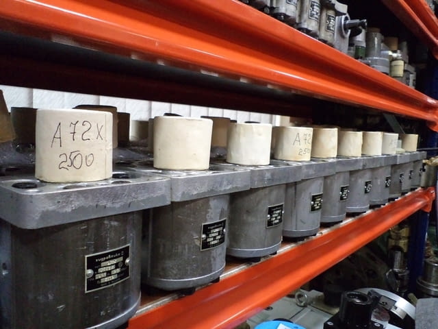 Хидравлична помпа A72X, A95X, A120X, Г12/93, град Пловдив | Промишлено Оборудване - снимка 2