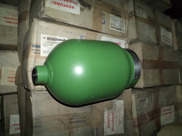 Хидроакумулатори ORSTA, HYDAC, NIPON Тежка промишленост, На дребно - град Пловдив | Промишлено Оборудване - снимка 5