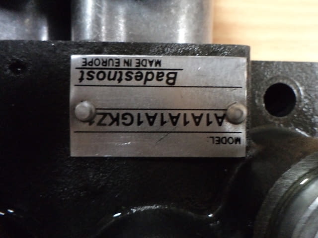 Ръчен хидравличен разпределител 40L, 80L, и секционен, град Пловдив | Промишлено Оборудване - снимка 4