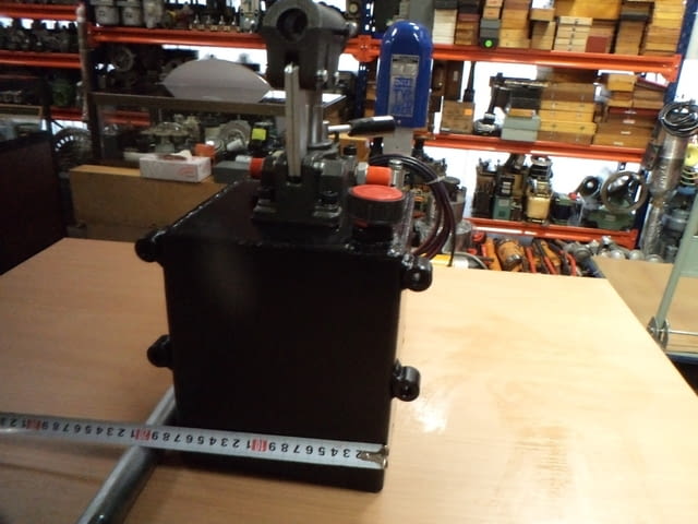 Ръчна хидравлична помпа Тежка промишленост, На дребно - град Пловдив | Промишлено Оборудване - снимка 8