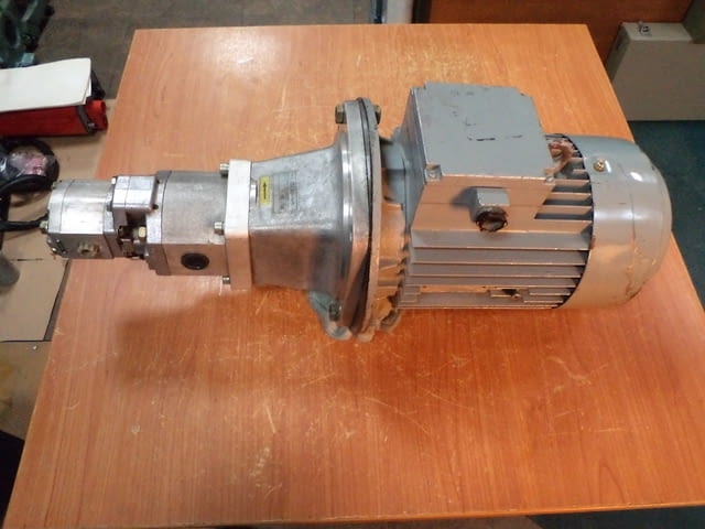 Хидравлична мотор-помпа MEZ Тежка промишленост, На дребно - град Пловдив | Промишлено Оборудване - снимка 1