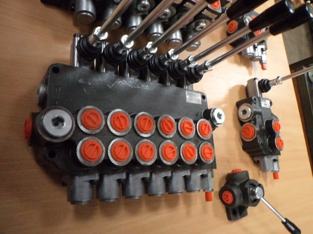 Ръчен хидравличен разпределител 40L и 80L, град Пловдив | Промишлено Оборудване - снимка 2