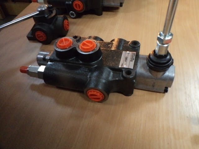 Ръчен хидравличен разпределител 40L и 80L, град Пловдив | Промишлено Оборудване - снимка 8