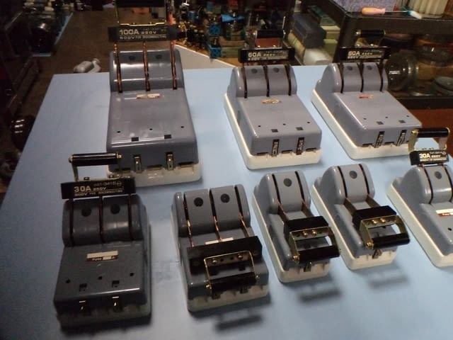 Киселинно-устойчив прекъсвач Тежка промишленост, На дребно - град Пловдив | Промишлено Оборудване - снимка 2