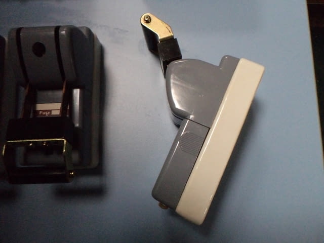 Киселинно-устойчив прекъсвач Тежка промишленост, На дребно - град Пловдив | Промишлено Оборудване - снимка 4