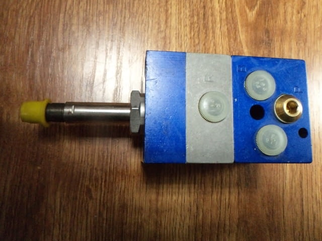 Пневматичен разпределител Festo Лека промишленост, На дребно - град Пловдив | Промишлено Оборудване - снимка 4