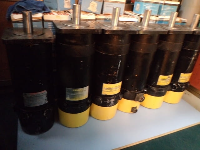 Dc серво мотор Fanuc Машиностроене, На дребно - град Пловдив | Промишлено Оборудване - снимка 1