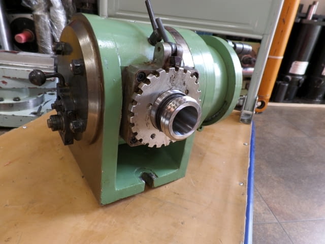 Въртяща делителна глава УДА170 Машиностроене, На дребно - град Пловдив | Промишлено Оборудване - снимка 1