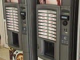 Обслужваме фирми и производства с хранителни вендинг автомати