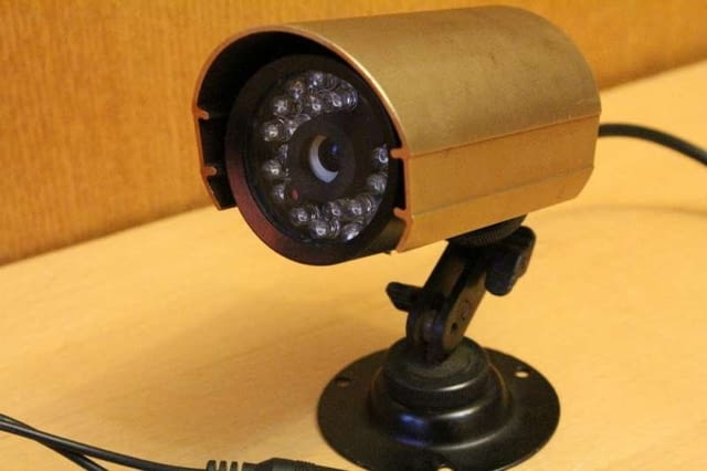 Камера за видеонаблюдение дневен и нощен режим цветна - град Видин | Камери - снимка 1