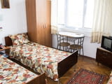 Давам две стаи за нощувки в Бургас