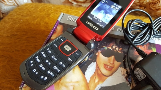 Samsung SGH-E2210B Мобилен телефон - city of Vidin | Smartphones - снимка 6