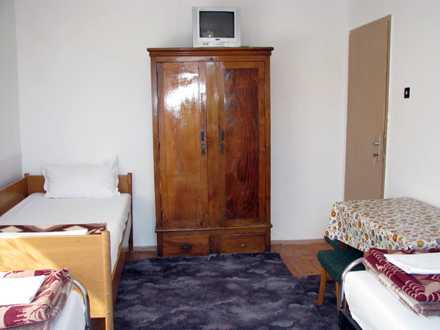 Продавам вила в курорт Шипково 2-floor, Brick, 70 m2 - city of Troyan | Houses & Villas - снимка 2