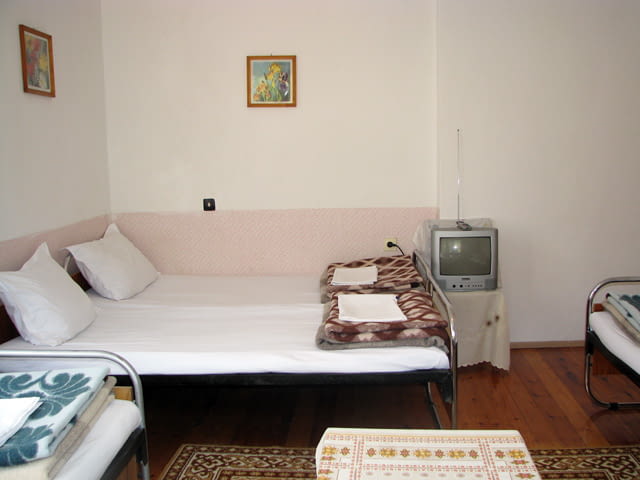 Продавам вила в курорт Шипково 2-floor, Brick, 70 m2 - city of Troyan | Houses & Villas - снимка 3