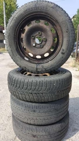 Гуми и железни джанти за VW Sharan Automobiles, Wheels + Tires, All-season - city of Vidin | Wheels & Tires - снимка 1