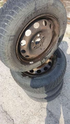 Гуми и железни джанти за VW Sharan Automobiles, Wheels + Tires, All-season - city of Vidin | Wheels & Tires - снимка 3