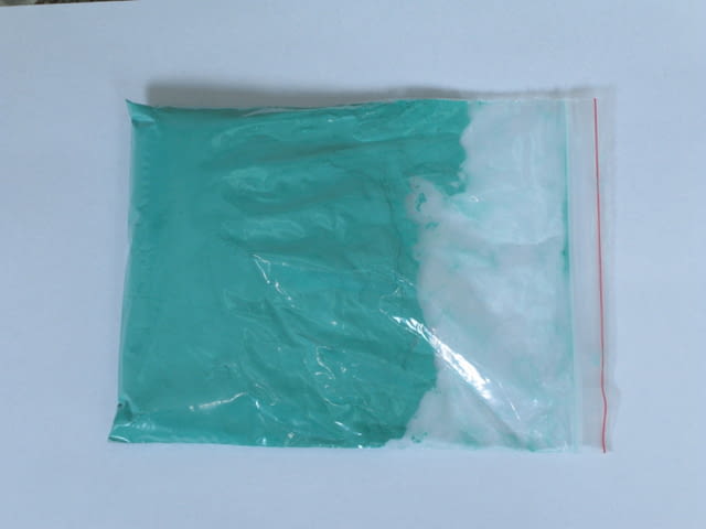 Малахит натурален пигмент микронизиран, зелена патина, основен меден карбонат, CuCO3.Cu(OH)2.