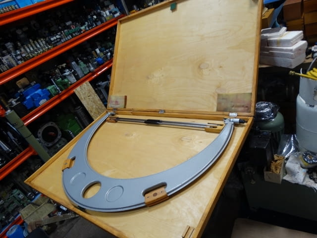 Микрометър 800-900 mm - град Пловдив | Инструменти - снимка 1