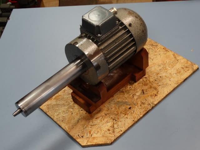 Мотор-шпиндел SFJ-40 Машиностроене, На дребно - град Пловдив | Промишлено Оборудване - снимка 1