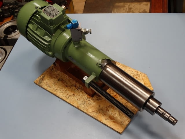 Мотор-шпиндел за пробивна машина LAMMERS, град Пловдив | Промишлено Оборудване - снимка 2