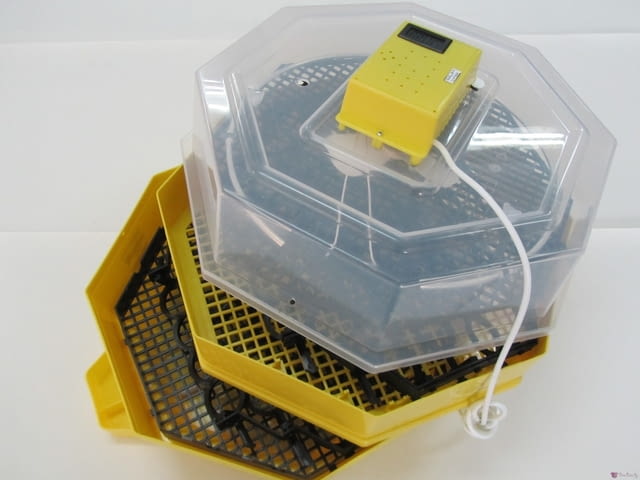 Продавам инкубатор, нови, заводски, официален вносител на Румънски инкубатори - снимка 7