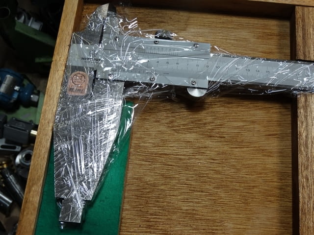 Шублер Mitutoyo 0-1050 mm - град Пловдив | Инструменти - снимка 2