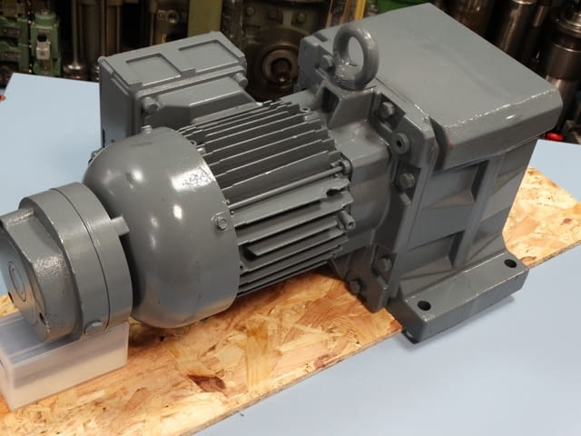 Мотор-редуктор Bauer със спирачка Тежка промишленост, На дребно - град Пловдив | Промишлено Оборудване - снимка 5