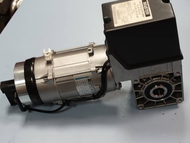 Механизъм за гаражна врата SEUSTER - град Пловдив | Машини / Съоръжения - снимка 1