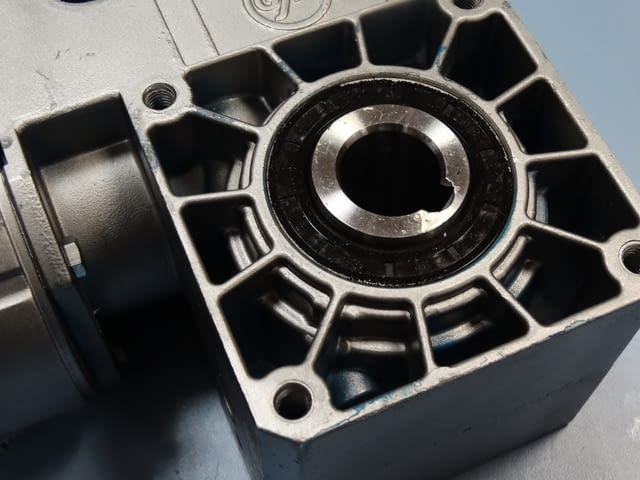 Механизъм за гаражна врата SEUSTER - град Пловдив | Машини / Съоръжения - снимка 6