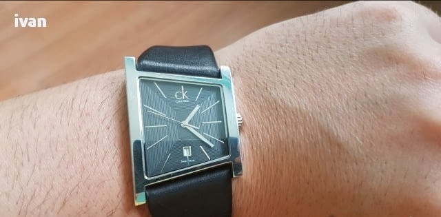 Продавам 100% оригинален часовник на Kаlvin Klein.Часовника е използван много за кратко в перфектно