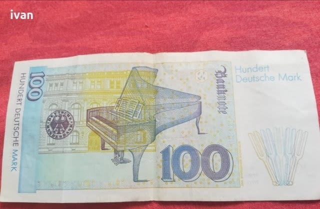 Изкупувам банкноти от 100 западно германски марки. Може и количества. - снимка 2