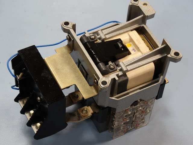 Контактор ПМА-4202 ПУХЛ 45 Енергетика, На дребно - град Пловдив | Промишлено Оборудване - снимка 6