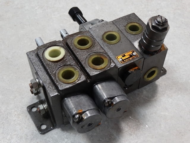 Хидравличен разпределител 348ПК4 Машиностроене, На дребно - град Пловдив | Промишлено Оборудване - снимка 4