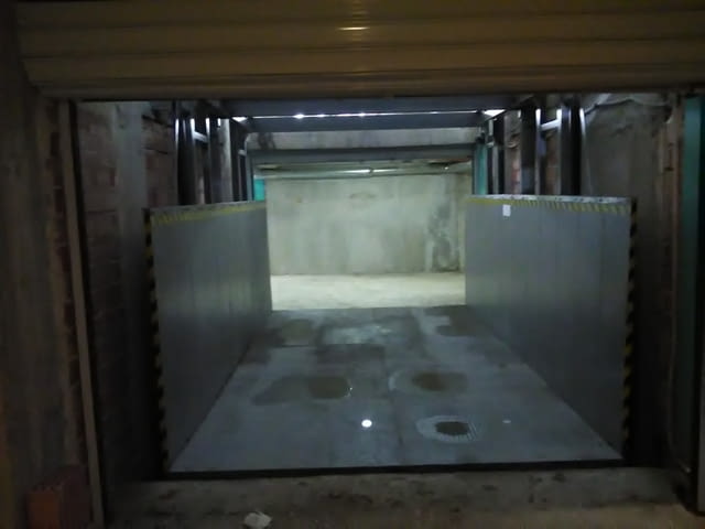 Продава подземен гараж в Бургас Охраняем - Да, Подземен - Да - град Бургас | Гаражи / Паркоместа - снимка 4
