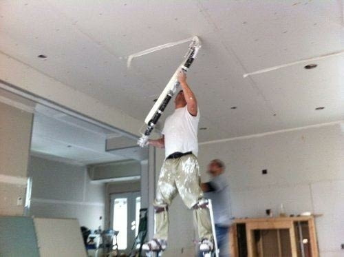 Майстори за ремонт и строителство Боядисване с боя, Боядисване с латекс, Вътрешна топлоизолация, Гипсова мазилка, Ел. инсталация, Залепяне на тапети, Замазка, Зидария, Инсталация на гипсокартон, Инсталация на окачени тавани, Инсталация на скрито осветление, Консултация, Монтаж на врати, Обръщане на прозорци, ОиВ, Поставяне на ВиК, Шпакловка, Работа през уикенд - Да - град София | Строителни Услуги - снимка 9