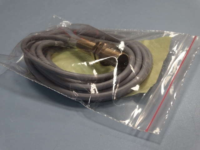 Индуктивен датчик Baumer Машиностроене, На дребно - град Пловдив | Промишлено Оборудване - снимка 2