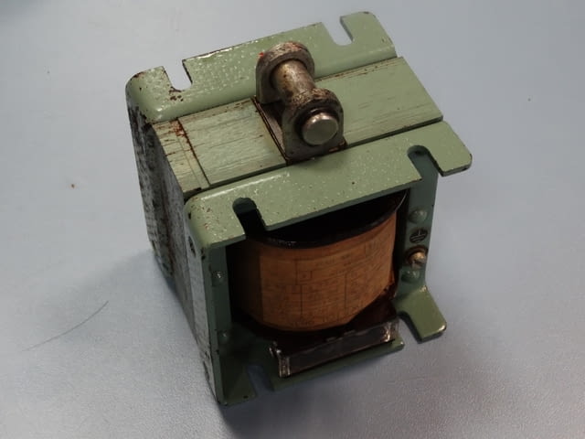 Електромагнит - solenoid TGL-9835 Машиностроене, На дребно - град Пловдив | Промишлено Оборудване - снимка 3