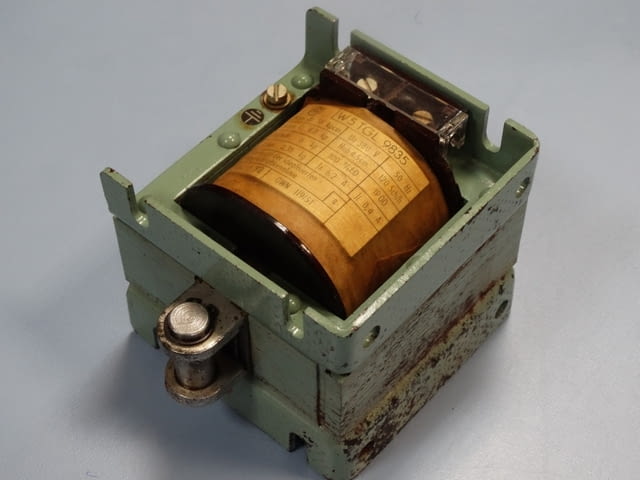 Електромагнит - solenoid TGL-9835 Машиностроене, На дребно - град Пловдив | Промишлено Оборудване - снимка 4