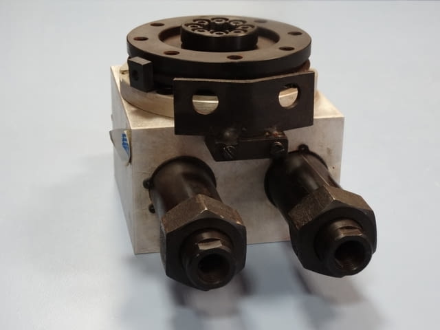 Хидравлична инструментална маса Машиностроене, На дребно - град Пловдив | Промишлено Оборудване - снимка 4