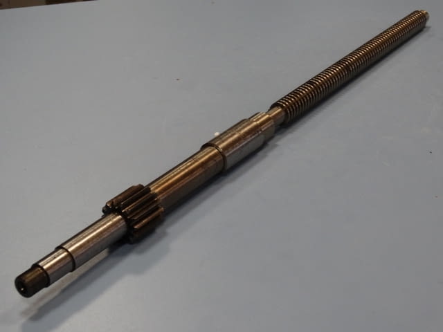 Вал зъбно колело за напречен ход на струг, град Пловдив | Промишлено Оборудване - снимка 1