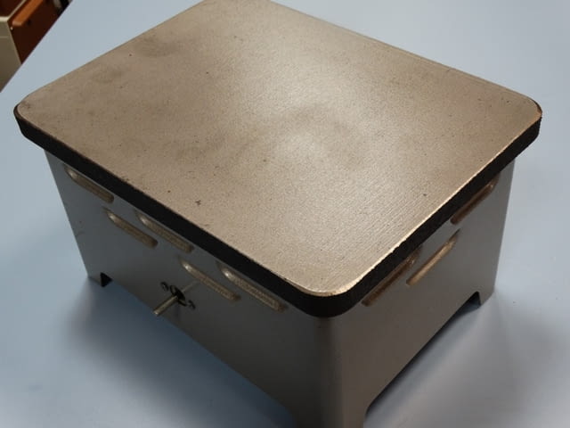 Лабораторен котлон, плоча LP-300 Химическа промишленост, На дребно - град Пловдив | Промишлено Оборудване - снимка 1