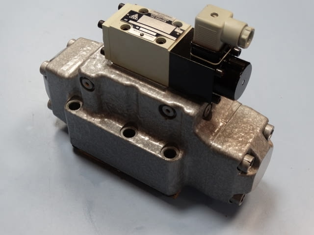 Разпределител хидравличен TOS, 24V Металургия, На дребно - град Пловдив | Промишлено Оборудване - снимка 2