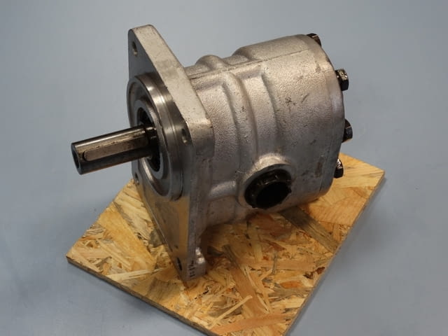 Хидравлична помпа PZ-40 Машиностроене, На дребно - град Пловдив | Промишлено Оборудване - снимка 1