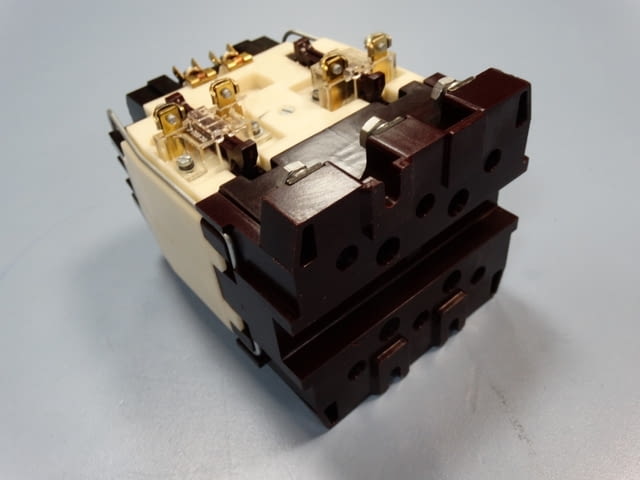 Контактор чешки V63E Машиностроене, На дребно - град Пловдив | Промишлено Оборудване - снимка 10
