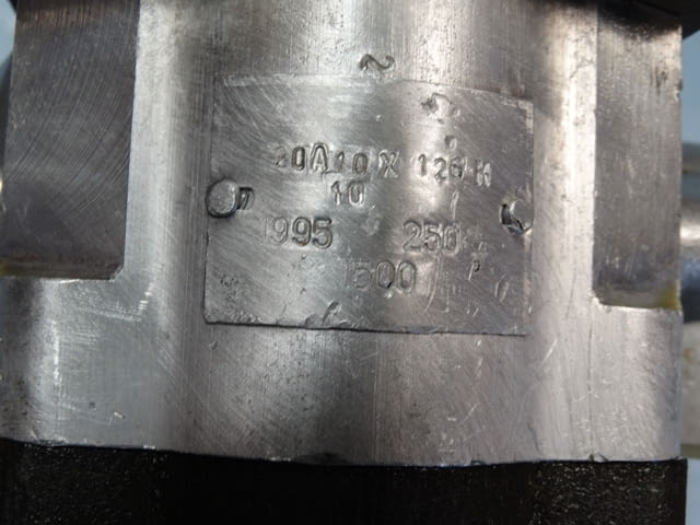 Хидравлична помпа 20A10X 126M Лека промишленост, На дребно - град Пловдив | Промишлено Оборудване - снимка 5