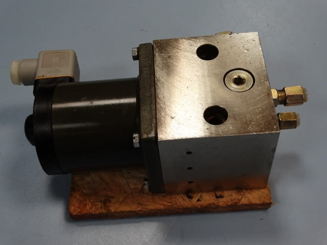 Хидравличен разпределител REBS Лека промишленост, На дребно - град Пловдив | Промишлено Оборудване - снимка 7