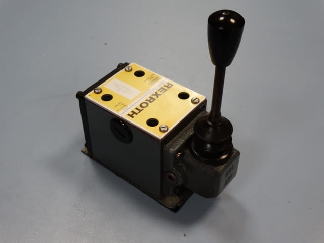 Хидравличен ръчен разпределител Rexroth 4 WMM 10 H11/F, град Пловдив | Промишлено Оборудване - снимка 4