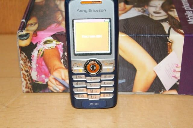 Sony Ericsson телефон за ежедневие - град Видин | Смартфони - снимка 1