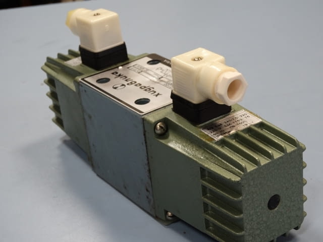 Хидравличен разпределител РХ 1002100 Тежка промишленост, На дребно - град Пловдив | Промишлено Оборудване - снимка 4